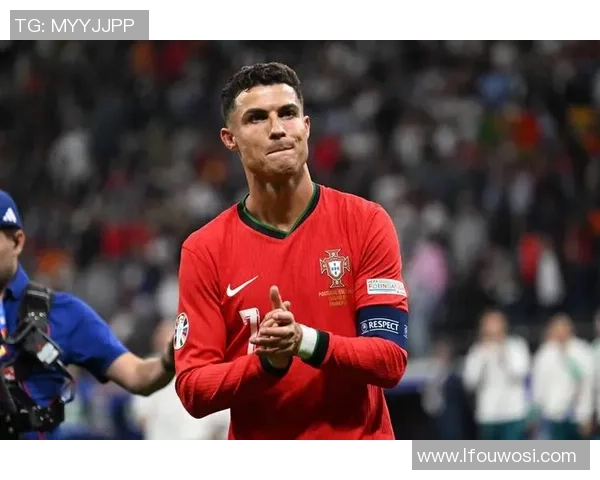 美国足球历史上最伟大的球员及其对足球发展的深远影响 美国足球历史上最伟大的球员及其对足球发展的深远影响