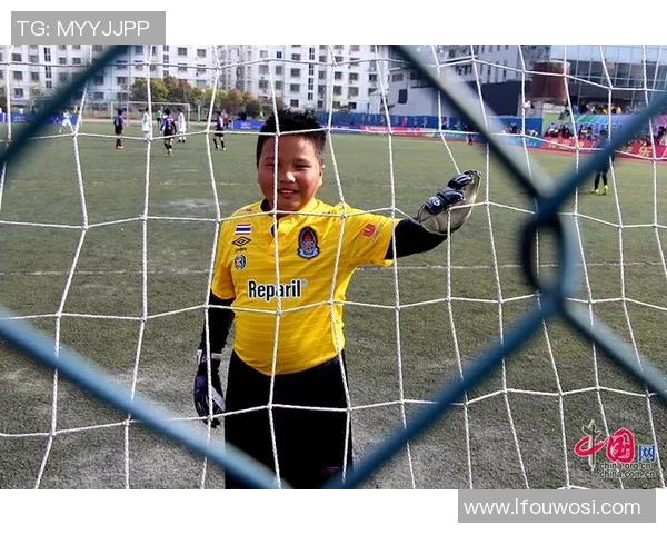 世界知名胖胖足球明星的成长故事与精彩时刻回顾 世界知名胖胖足球明星的成长故事与精彩时刻回顾