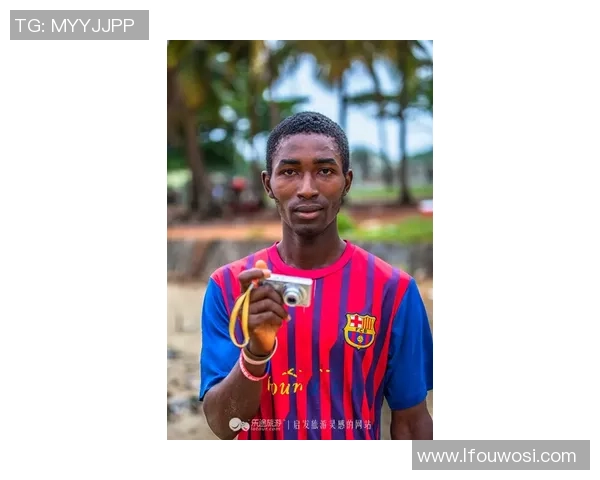 中国足球明星独特发型盘点 展现个性与运动魅力的完美结合 中国足球明星独特发型盘点 展现个性与运动魅力的完美结合