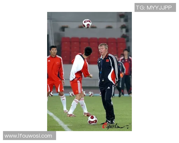 空军一号与足球球星的时尚穿搭解析 引领潮流新风尚 空军一号与足球球星的时尚穿搭解析 引领潮流新风尚